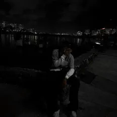 Dengarkan cloud, tonton video musik, baca bio, lihat tanggal tur & lainnya!