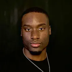 Ouve DJ Stewart, vê vídeos de música, lê a biografia, vê as datas da digressão e muito mais!