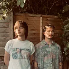 Luister naar Zac Clowes & Jonah Wardle, bekijk muziekvideo's, lees de bio, bekijk de tourdata, en meer!