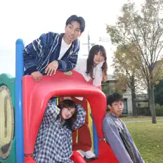 akubibiyori을(를) 듣고, 뮤직 비디오를 보고, 약력을 읽고, 투어 일정 등을 확인하세요!