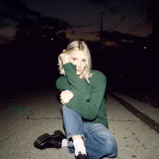 Zoe Levert을(를) 듣고, 뮤직 비디오를 보고, 약력을 읽고, 투어 일정 등을 확인하세요!