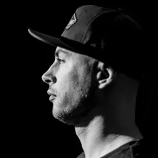 Listen to Thomas Schwartz, watch music videos, read bio, see tour dates & more!