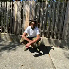 Luister naar 386Breezy, bekijk muziekvideo's, lees de bio, bekijk de tourdata, en meer!