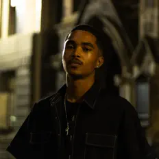 Luister naar ThirtyFour, bekijk muziekvideo's, lees de bio, bekijk de tourdata, en meer!