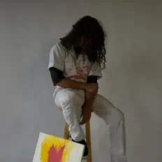 Andyyyを聴いたり、ミュージックビデオを鑑賞したり、経歴やツアー日程などを確認したりしましょう！