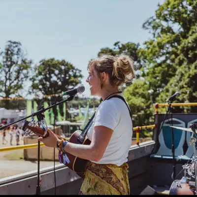 Listen to Emma Kieran, watch music videos, read bio, see tour dates & more!