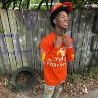 undefined을(를) 듣고, 뮤직 비디오를 보고, 약력을 읽고, 투어 일정 등을 확인하세요!