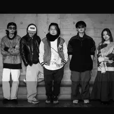 Dengarkan Yokai Village, tonton video musik, baca bio, lihat tanggal tur & lainnya!