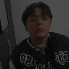 Poslechněte si interpreta Alex RH, sledujte hudební videa, přečtěte si životopis, podívejte se na data turné a další informace.