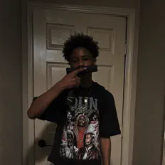 Ascolta 1liilk5ivee, guarda video musicali, leggi la biografia, vedi le date del tour & altro!