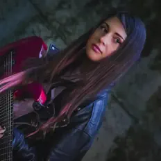 Ana Natalia: песни, клипы, биография, даты выступлений и многое другое.