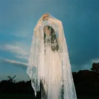 undefined을(를) 듣고, 뮤직 비디오를 보고, 약력을 읽고, 투어 일정 등을 확인하세요!