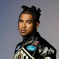 聆聽 undefined、觀看音樂影片、閱讀小傳、查看巡演日期等！