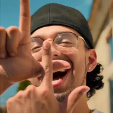 Dengarkan Lyrical_Levite, tonton video musik, baca bio, lihat tanggal tur & lainnya!