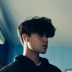 Yung Dripを聴いたり、ミュージックビデオを鑑賞したり、経歴やツアー日程などを確認したりしましょう！