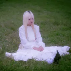 Escucha a Renge, mira videos musicales, lee su biografía, consulta las fechas de las gira y más.