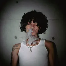 Ouça M3R, assista a videoclipes, leia a biografia, veja as datas das turnês e mais!