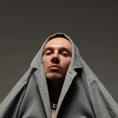 Ouve Menzi Leev, vê vídeos de música, lê a biografia, vê as datas da digressão e muito mais!