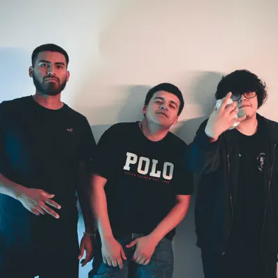 Listen to Nietos Del Viejo, watch music videos, read bio, see tour dates & more!