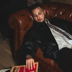 Dengarkan Moxy, tonton video musik, baca bio, lihat tanggal tur & lainnya!