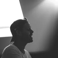 Dengarkan Johan Åsgärde, tonton video musik, baca bio, lihat tanggal tur & lainnya!
