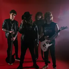 收听 Hell For Leather、观看音乐视频、阅读小传、查看巡演日期等 ！