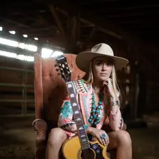 聆聽 Olivia Harms、觀看音樂影片、閱讀小傳、查看巡演日期等！