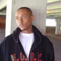 Dengarkan J.Love, tonton video musik, baca bio, lihat tanggal tur & lainnya!