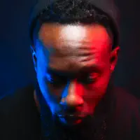 Dengarkan undefined, tonton video musik, baca bio, lihat tanggal tur & lainnya!