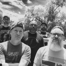 Escucha a Symphony in Peril, mira videos musicales, lee su biografía, consulta las fechas de las gira y más.