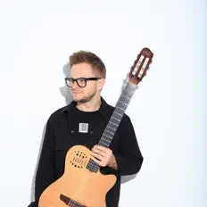 Spivakovski dinle, müzik videolarını izle, biyografisini oku, tur tarihlerini ve daha fazlasını gör!