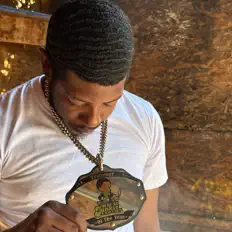 Listen to Bhris Tlmg, watch music videos, read bio, see tour dates & more!