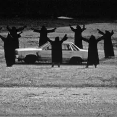 Poslechněte si interpreta Guami, sledujte hudební videa, přečtěte si životopis, podívejte se na data turné a další informace.