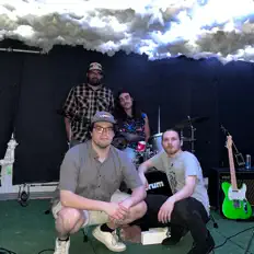 Luister naar Radar & Satellite, bekijk muziekvideo's, lees de bio, bekijk de tourdata, en meer!