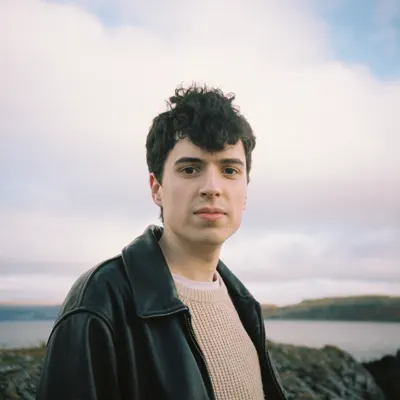 Listen to Lewis McLaughlin, watch music videos, read bio, see tour dates & more!