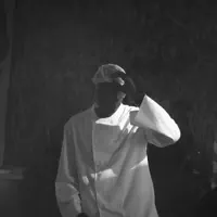 undefined सुनें, म्यूज़िक वीडियो देखें, बायो पढ़ें, दौरे की तारीखें और बहुत कुछ देखें!