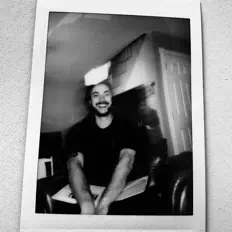 Listen to benjamiin, watch music videos, read bio, see tour dates & more!