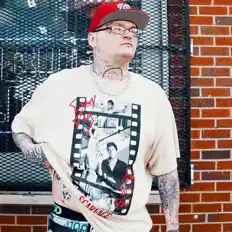 Ouça Kola Marcello, assista a videoclipes, leia a biografia, veja as datas das turnês e mais!