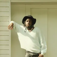 Ouça Tmaro, assista a videoclipes, leia a biografia, veja as datas das turnês e mais!