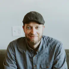 收听 Luke Brawner、观看音乐视频、阅读小传、查看巡演日期等 ！