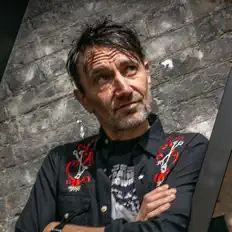 聆聽 Danny Howells、觀看音樂影片、閱讀小傳、查看巡演日期等！