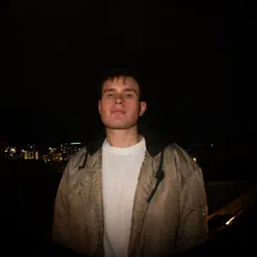 Poslechněte si interpreta RPRT, sledujte hudební videa, přečtěte si životopis, podívejte se na data turné a další informace.