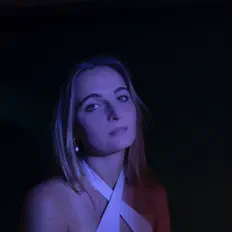 NORA: песни, клипы, биография, даты выступлений и многое другое.