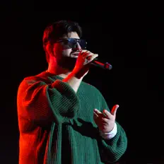 聆聽 Araz Rafail、觀看音樂影片、閱讀小傳、查看巡演日期等！