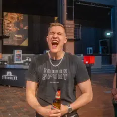 Dengarkan Jack Duese, tonton video musik, baca bio, lihat tanggal tur & lainnya!