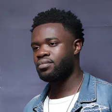 Écoutez Bader, regardez des vidéoclips, lisez la biographie, consultez les dates de tournée et plus encore !