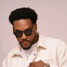 收听 Blaine Legendary、观看音乐视频、阅读小传、查看巡演日期等 ！