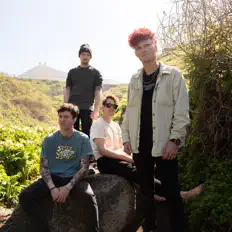 收听 Fernway、观看音乐视频、阅读小传、查看巡演日期等 ！
