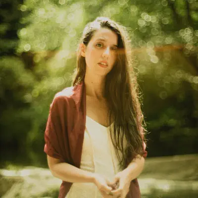 Listen to Raquel Lúa, watch music videos, read bio, see tour dates & more!