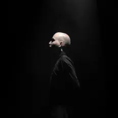 Dengarkan Fatal-M, tonton video musik, baca bio, lihat tanggal tur & lainnya!